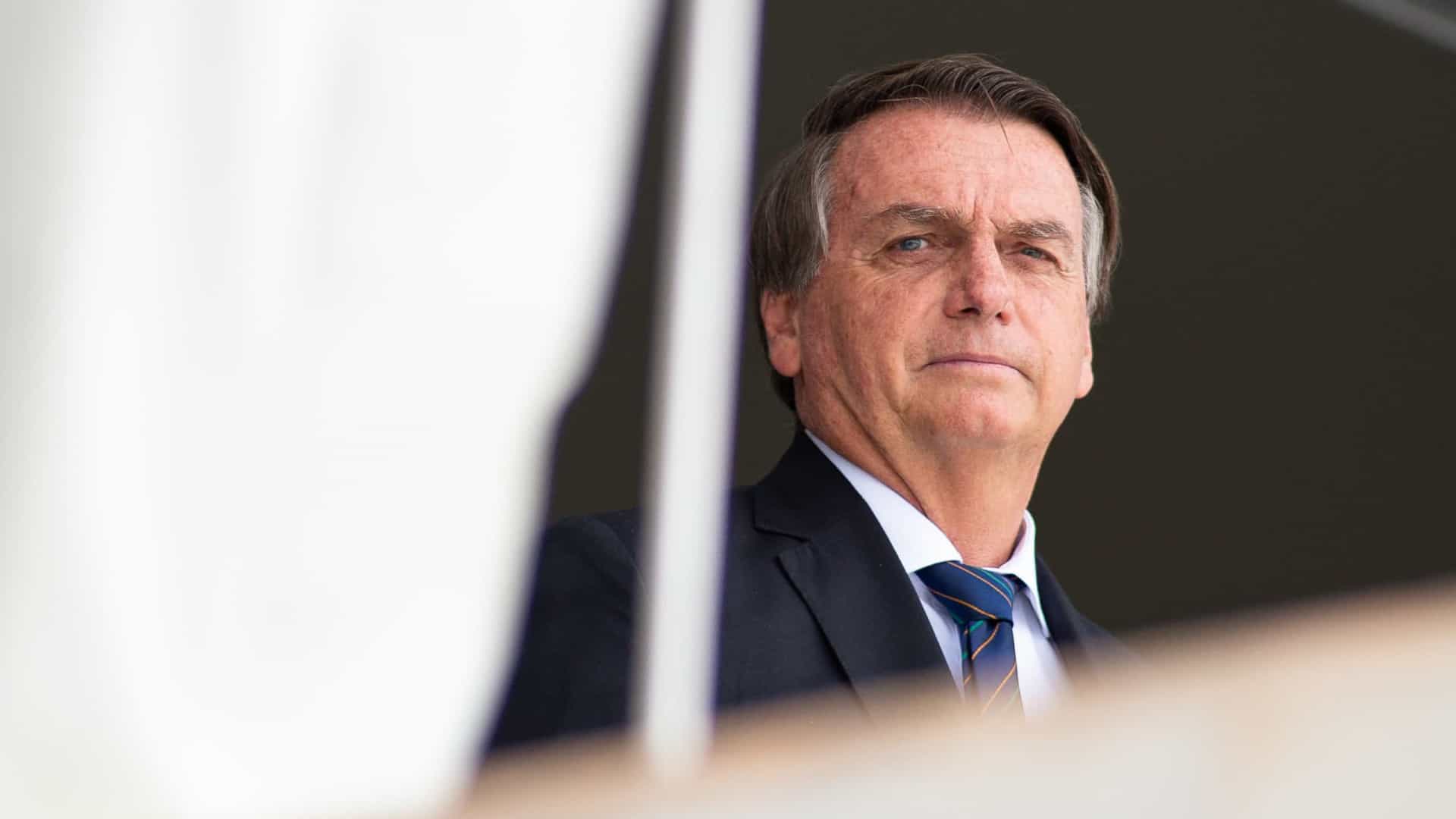 PF vê transações suspeitas em gabinete de Bolsonaro, e Moraes quebra sigilo de assessor