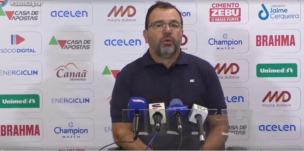 Em nota Bahia anuncia demissão de Enderson Moreira