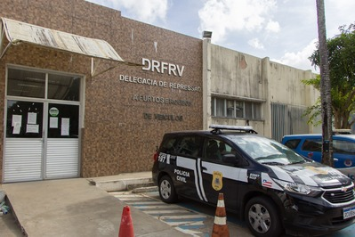 Suspeito de roubar veículo e obrigar vítimas a fazer Pix é preso