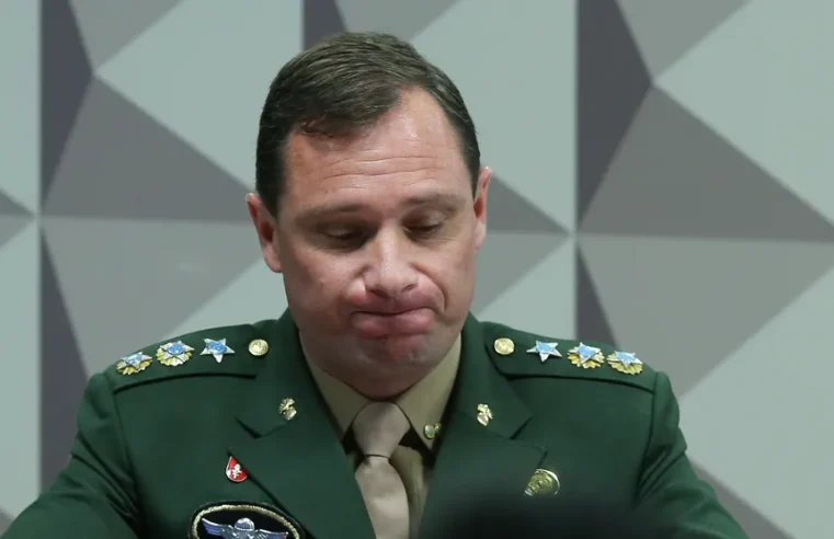 Email revela que Mauro Cid tentou vender roléx recebido em viagem oficial por US$ 60 mil
