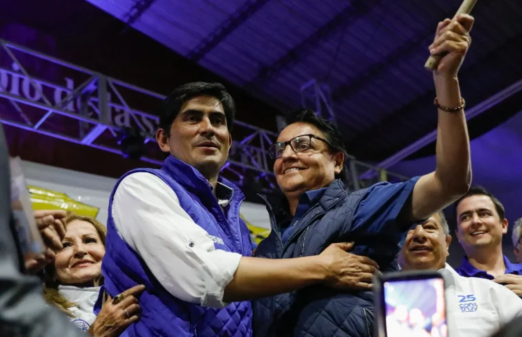Candidato a presidencia do Equador é assassinado com tiros na cabeça