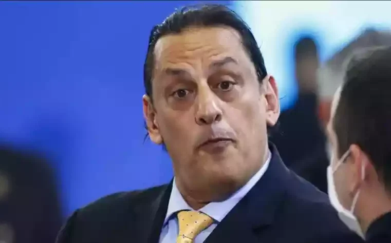 Wassef confirma viagem aos EUA para comprar Rolex e devolver à União, mas nega ter feito ‘operação de resgate’ a mando de assessor de Bolsonaro