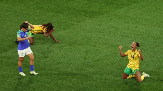 Brasil empata com a Jamaica e é eliminado da Copa do Mundo Feminina