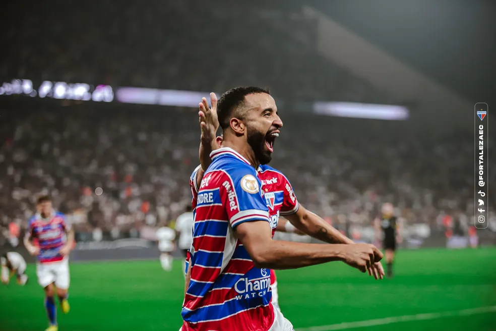 Bahia se acerta com Caio Alexandre e jogador segue para Manchester para se apresentar na pré temporada