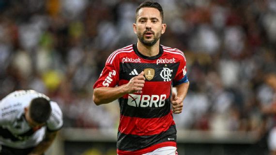 Bahia vence concorrência e está próximo de anunciar Everto Ribeiro