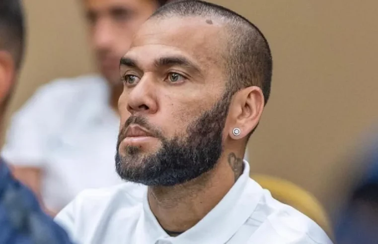 ‘Voltou muito embriagado’, diz esposa de Daniel Alves em julgamento do brasileiro na Espanha por estupro