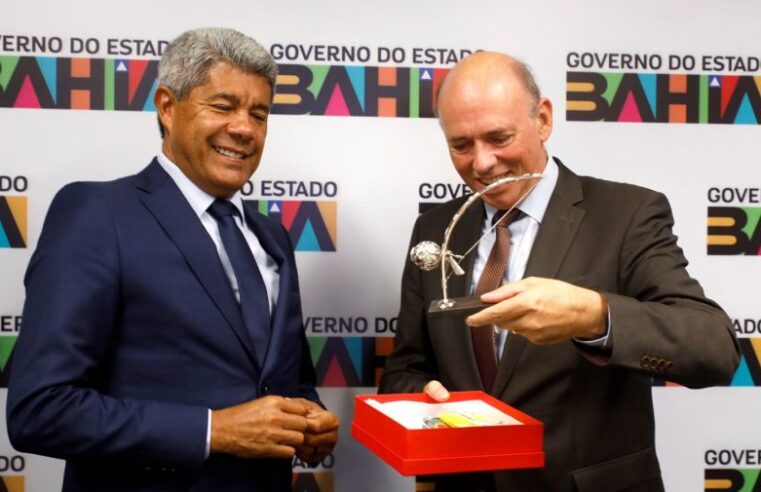 Em reunião, governador apresenta áreas de investimento na Bahia para embaixador da Bélgica
