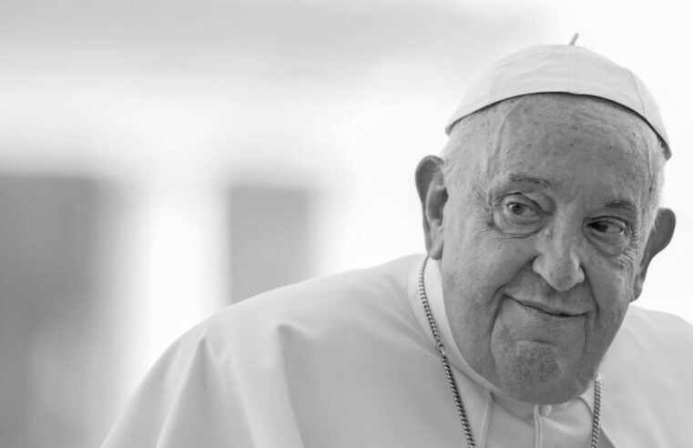 Morre o Papa Francisco aos 88 anos: líder reformista deixa legado de misericórdia e diálogo