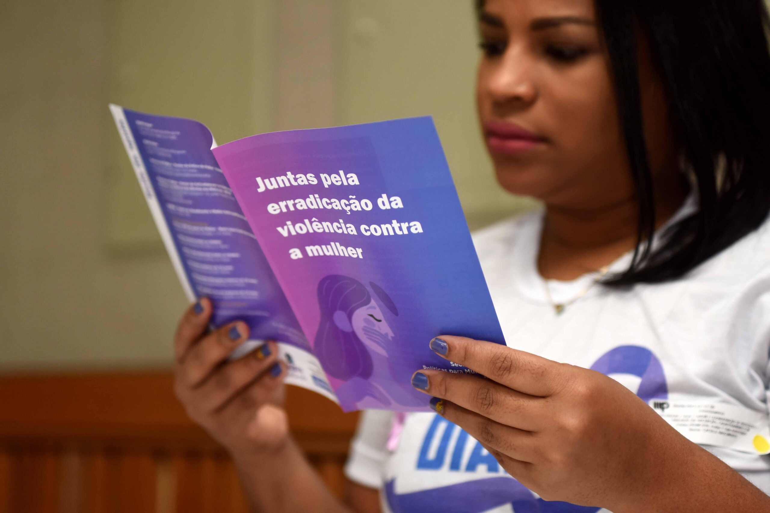 Botão Lilás: Prefeitura lança novo canal de comunicação para enfrentamento da violência contra a mulher em Salvador